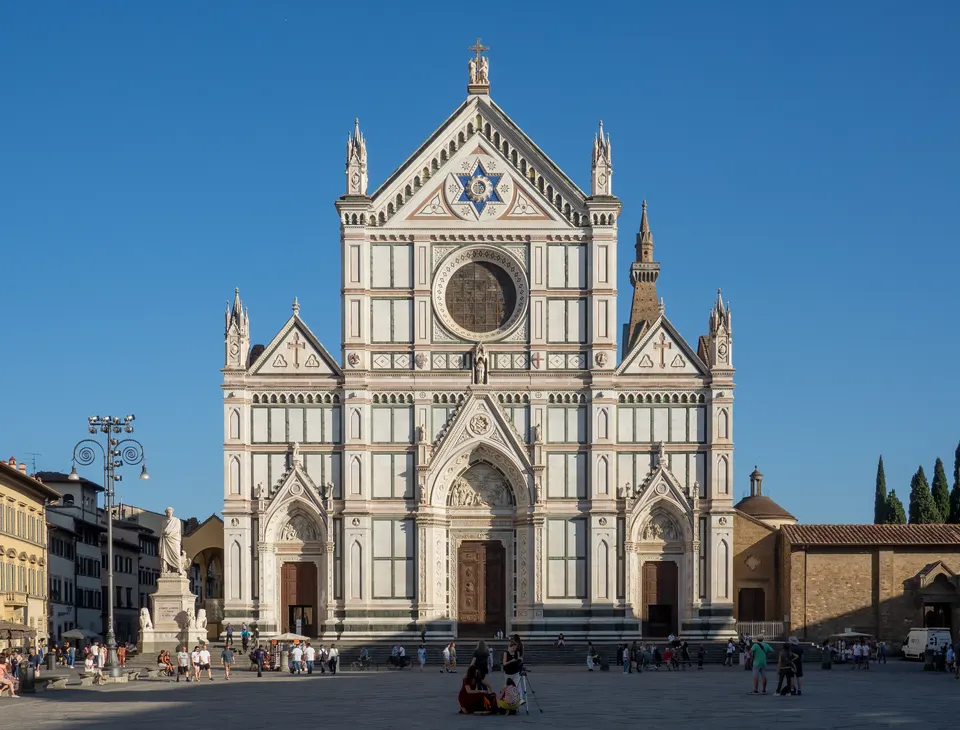 La fachada de la Basílica de Santa Croce, en Florencia.