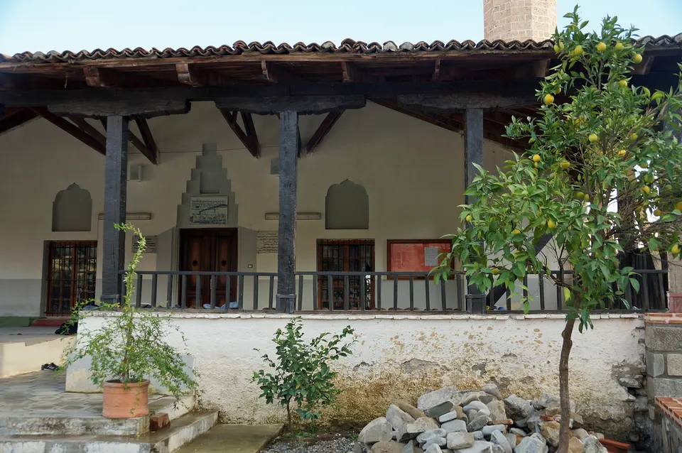 La Mezquita del Rey (Xhamia e Mbretit), dentro del castillo de Elbasan.