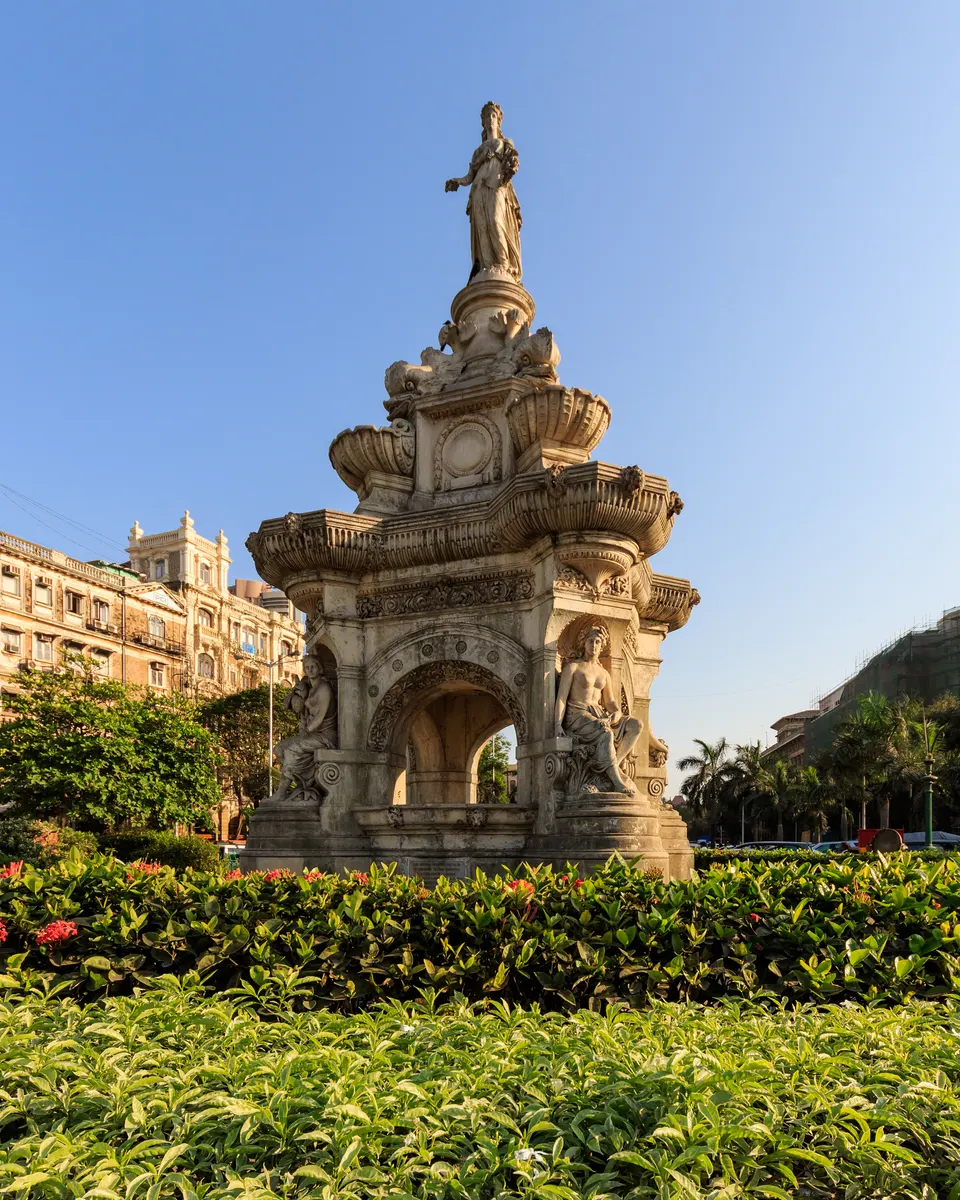 Colosal réplica de la carabela portuguesa Flor de la Mar albergando el Museo Marítimo en Malaca.