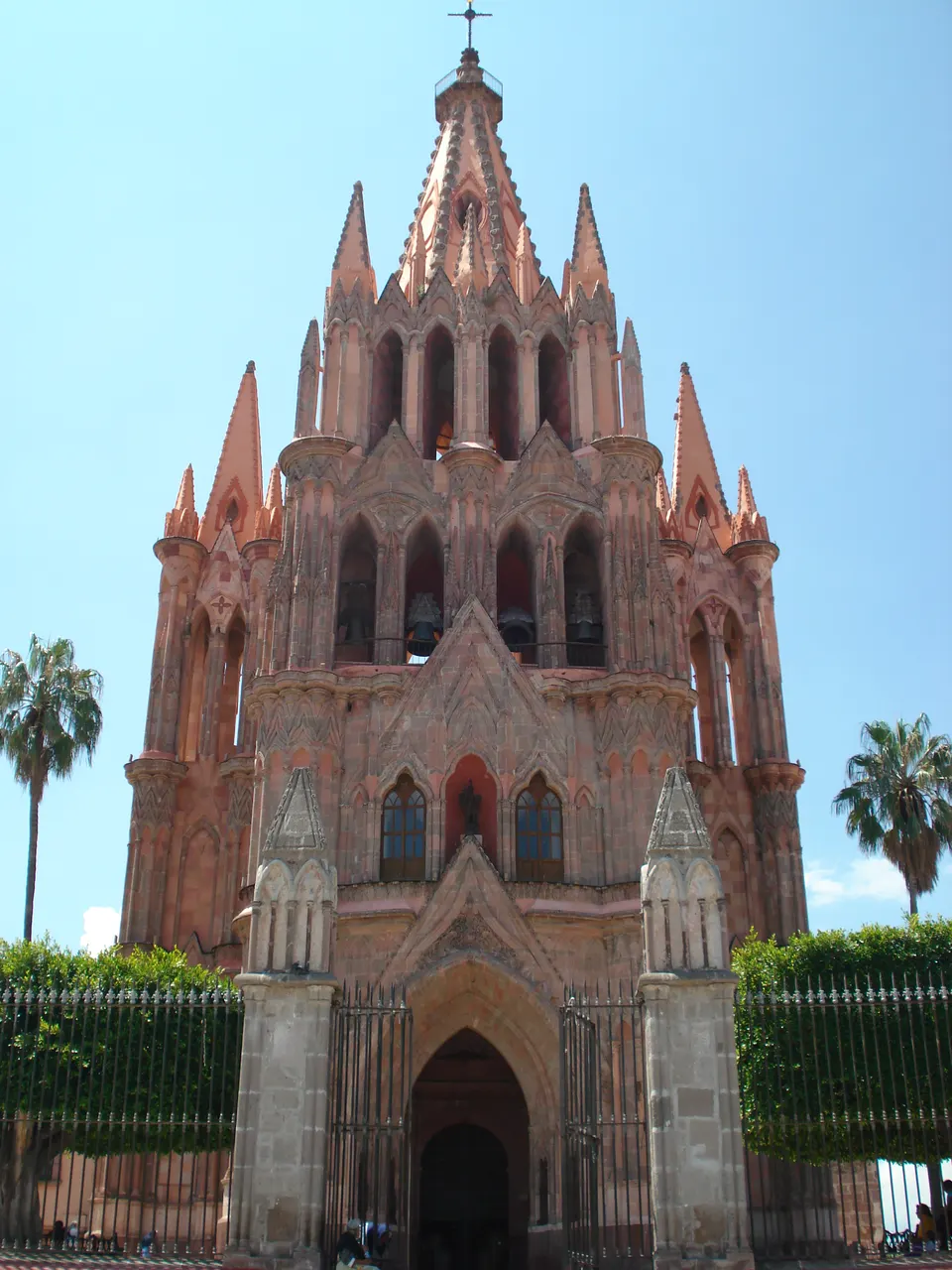 Parroquia de San Miguel Arcangel en mexico