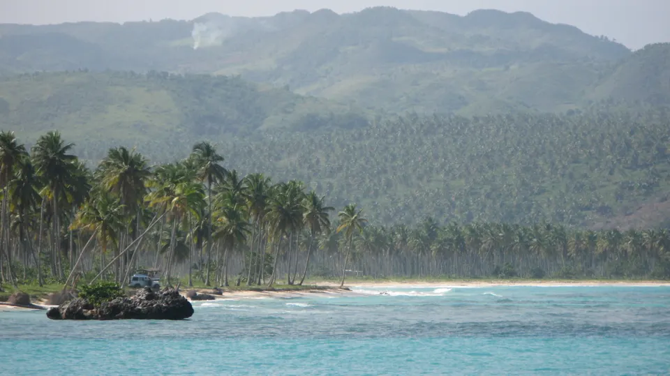 Playa Rincón, en la Bahía de Rincón, península de Samaná.