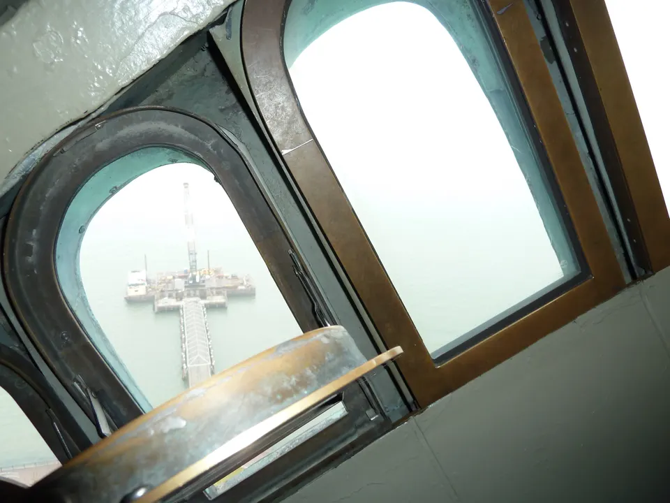 Las ventanas de la corona de la Estatua de la Libertad, vistas desde dentro.