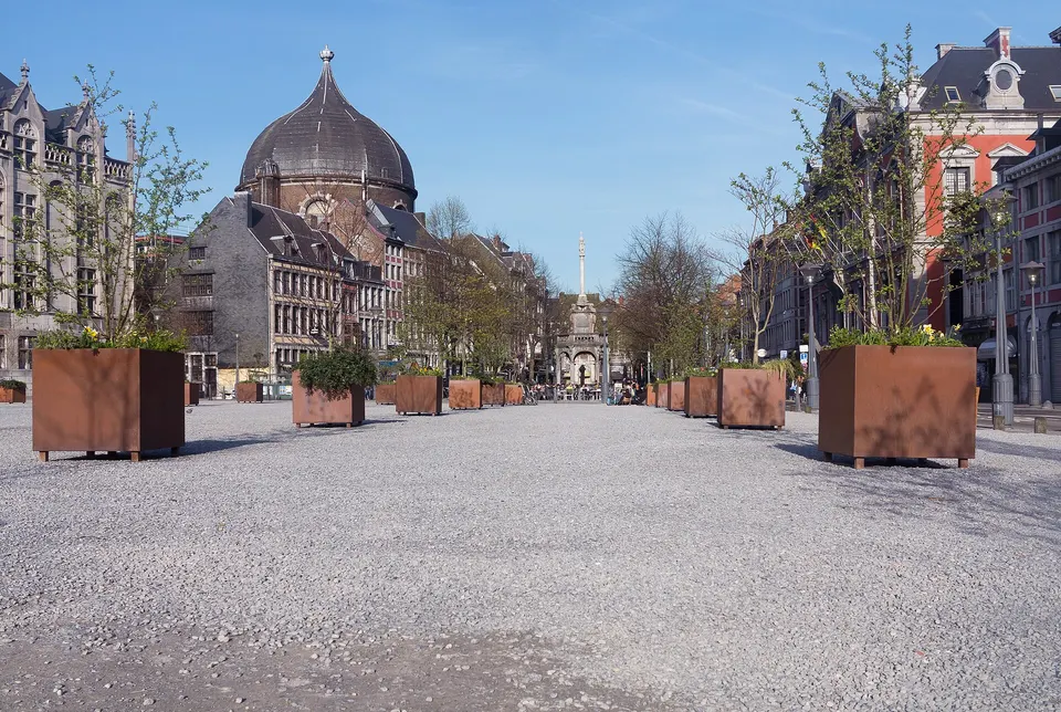 El Perron, monumento-fuente símbolo de las libertades de Lieja, en la Place du Marché.