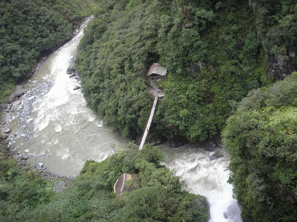 Pailón del Diablo en ecuador