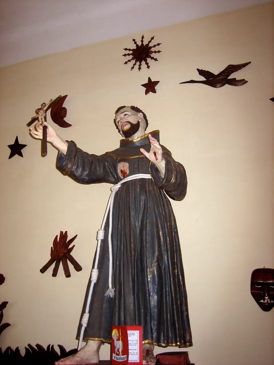 Arquería del mirador y fachada colonial del Convento de La Recoleta en Sucre.