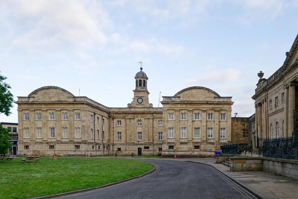 El histórico edificio de la prisión de deudores que alberga el York Castle Museum.