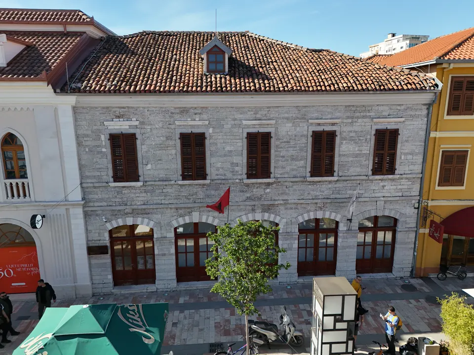 Fachada del Museo Marubi de Shkodër.