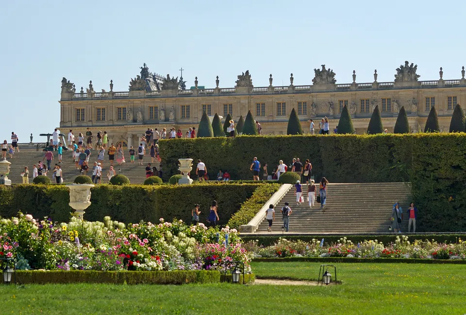 Fachada de los jardines del Palacio de Versalles.