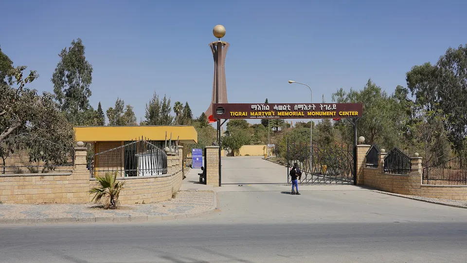 Monumento memorial de los mártires en Mekele, capital de Tigray y base logística para Danakil.