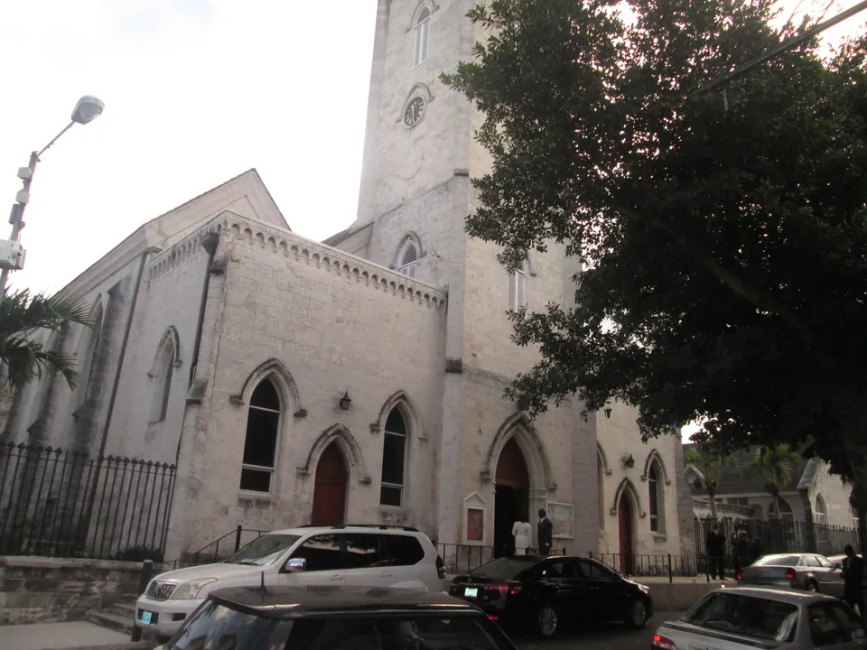 Iglesia en el centro de Nassau, Bahamas.