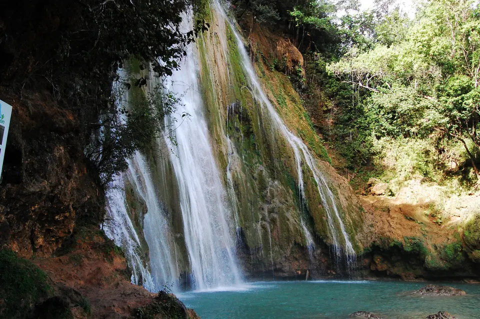 Cascada de El Limón, en la península de Samaná.