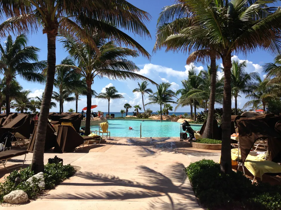 Zona de piscinas del resort Atlantis, en Paradise Island, Bahamas.