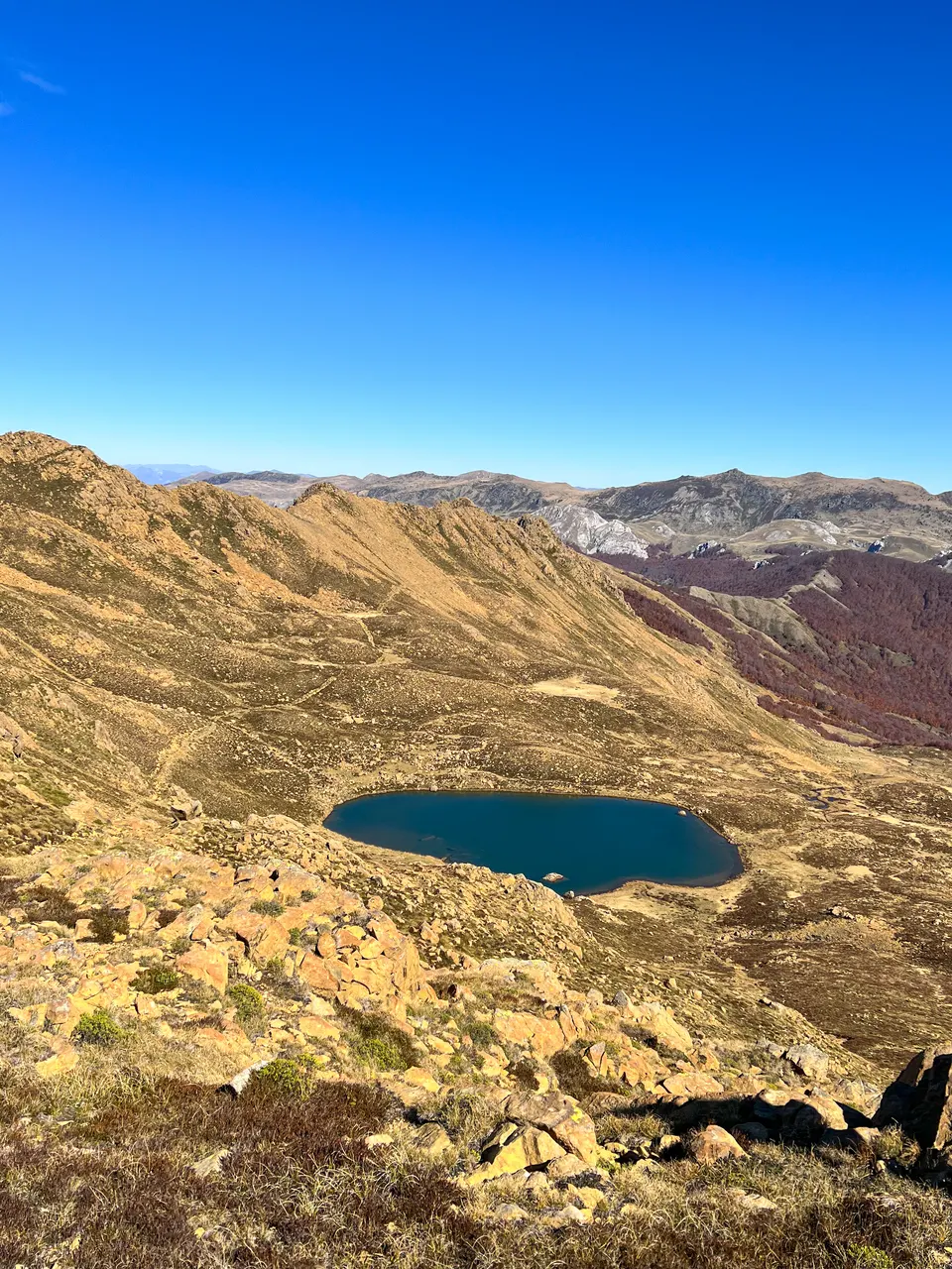 Paisaje de montaña en el Parque Nacional Shebenik-Jabllanicë.