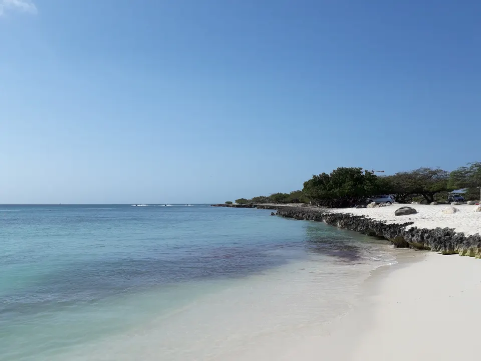 Vista general de Eagle Beach, Aruba.