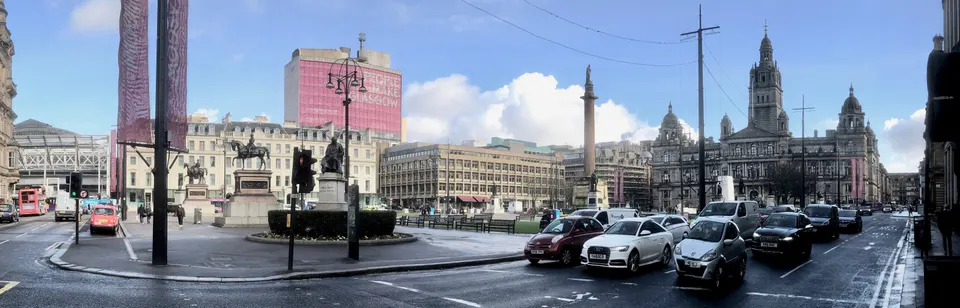 George Square y el City Chambers de Glasgow.
