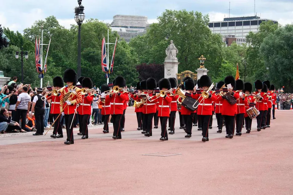 cambio de guardia buckingham palace Londres