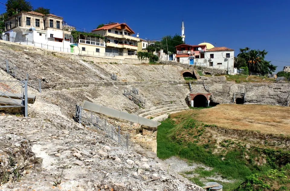 El anfiteatro romano de Durrës, el más grande de los Balcanes.
