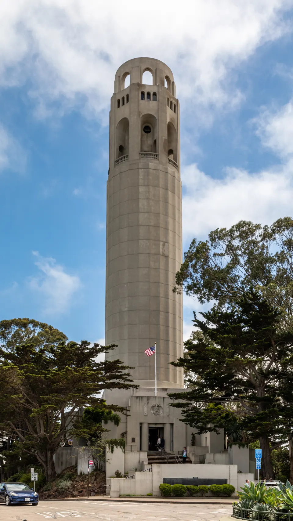 This is a photo of a place or building that is listed on the California Historical Landmark listing in the United States en san-francisco