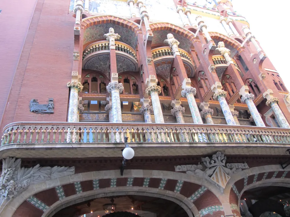 Fachada modernista del Palau de la Música Catalana en Barcelona.