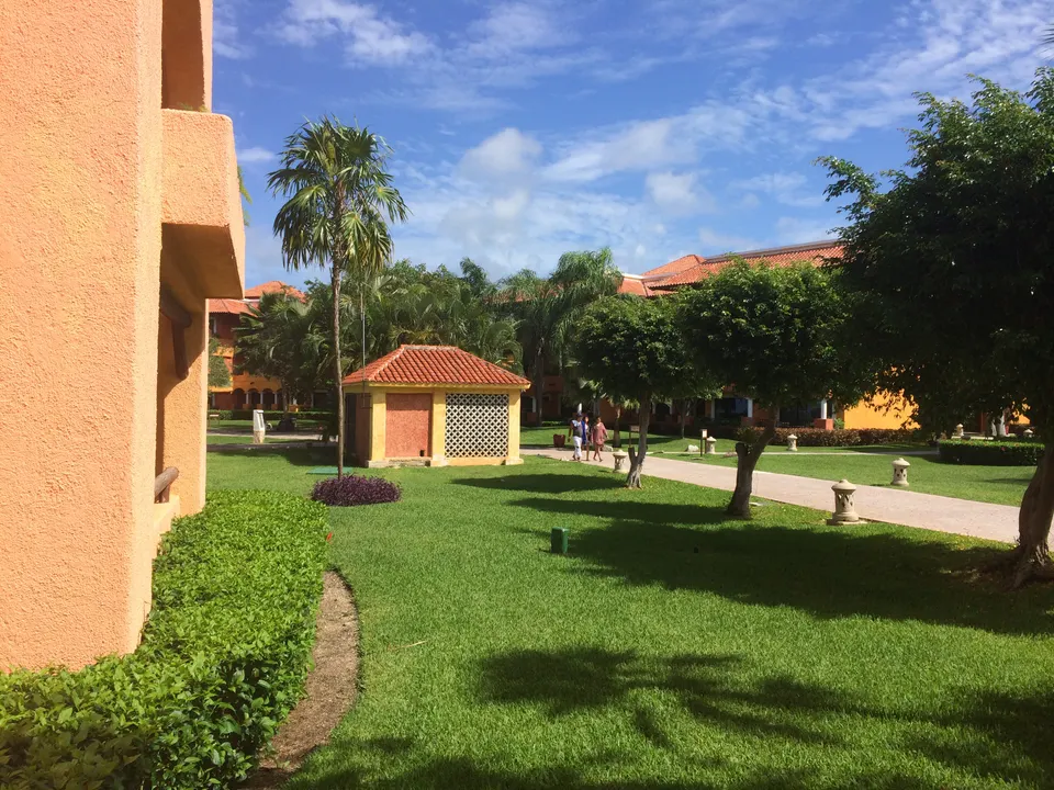Calle 62 Nte 71680, Luis Donaldo Colosio, 77728 Playa del Carmen, Q.R., Mexico en playa-del-carmen