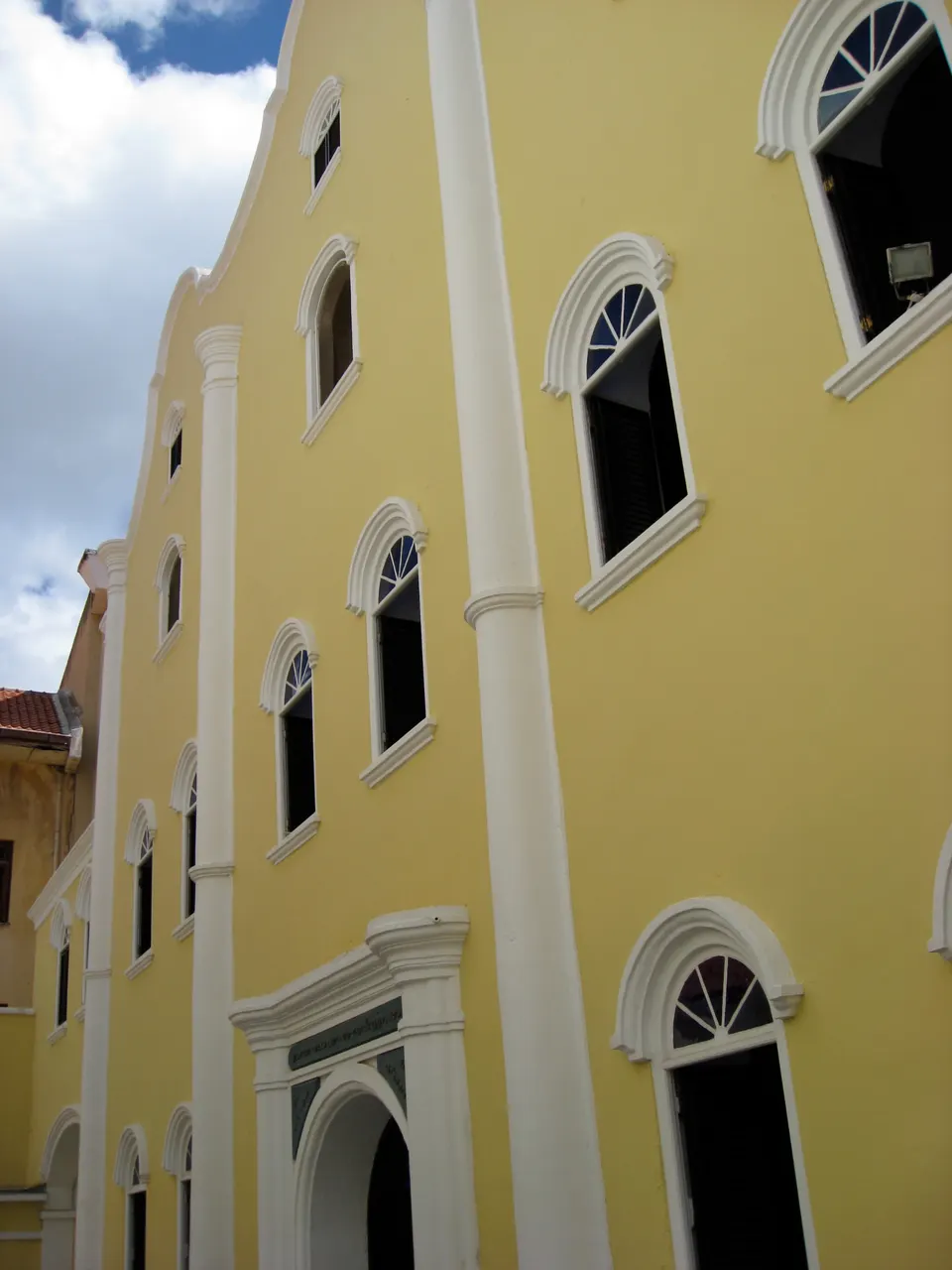 Sinagoga Mikvé Israel-Emanuel, en Willemstad, Curazao.